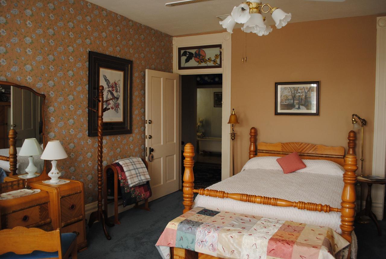 هندرسون L&N Bed And Breakfast Ltd المظهر الخارجي الصورة