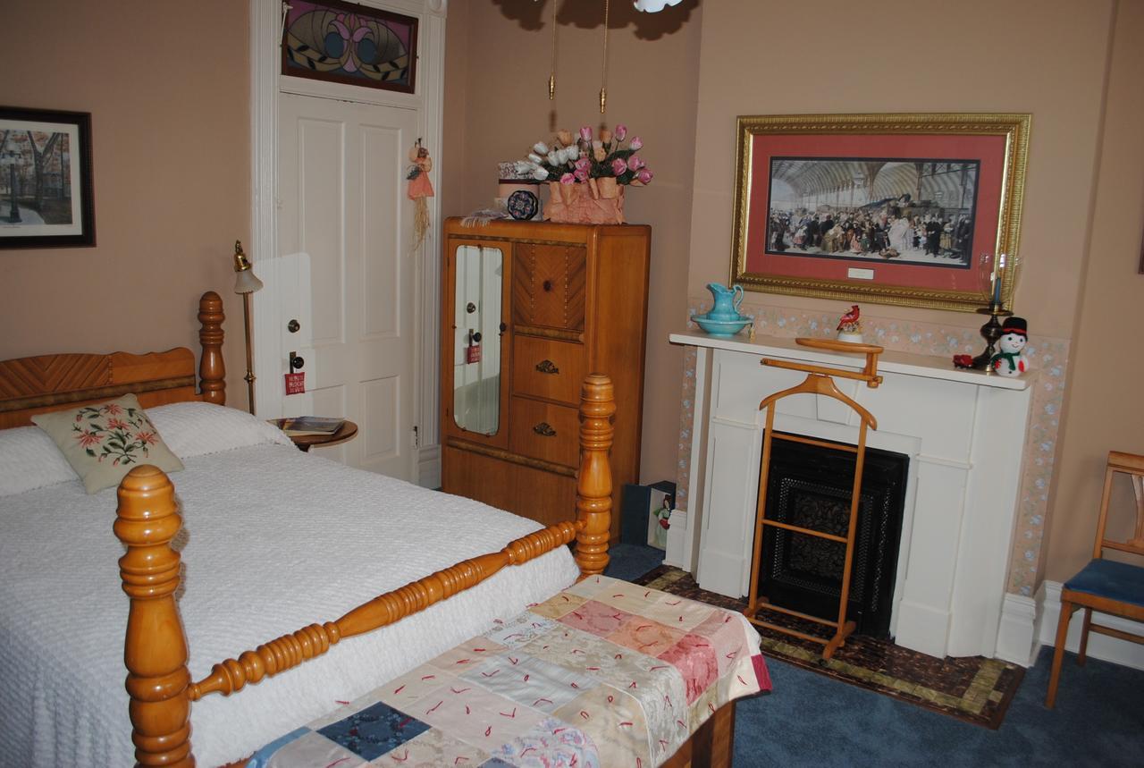 هندرسون L&N Bed And Breakfast Ltd المظهر الخارجي الصورة