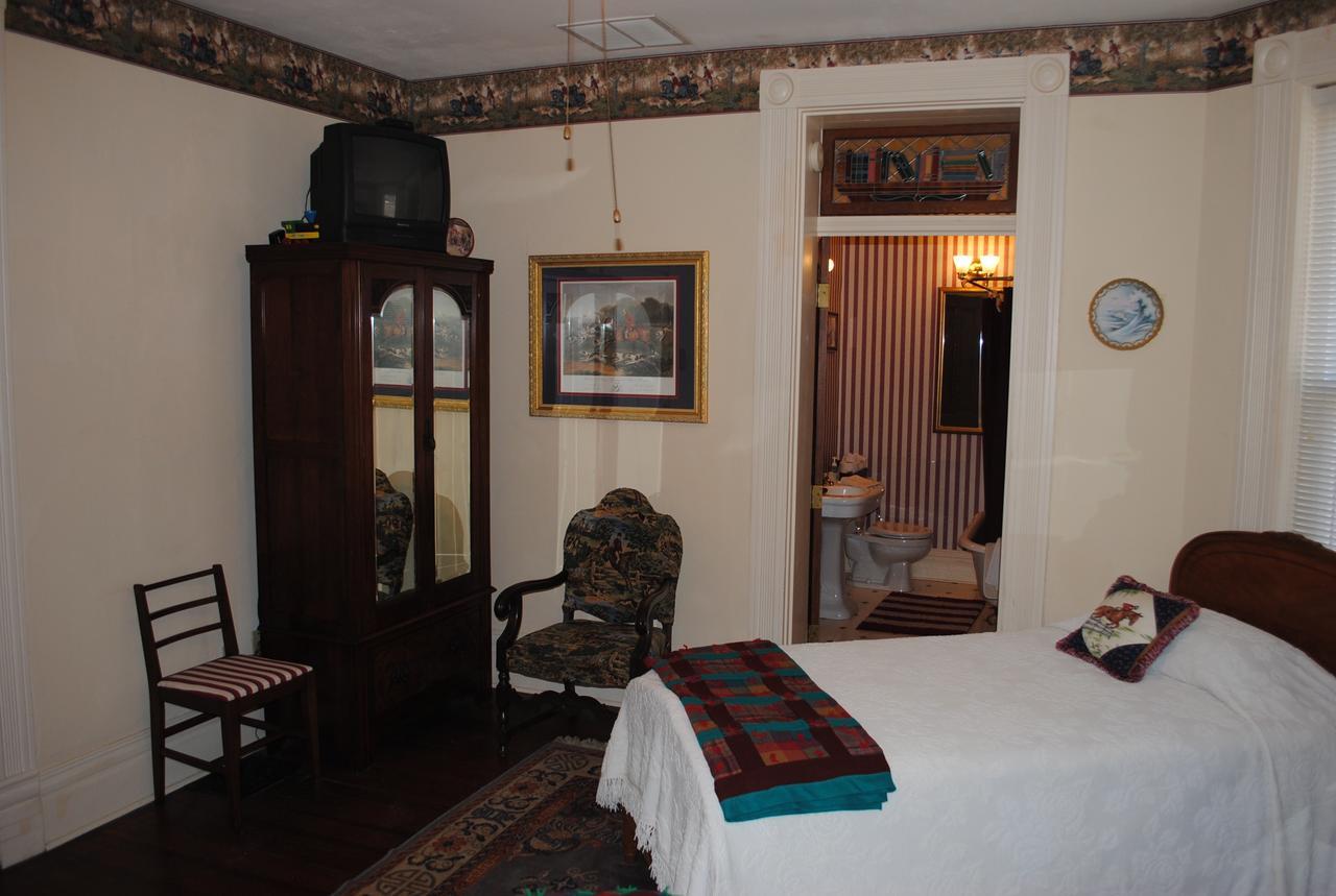 هندرسون L&N Bed And Breakfast Ltd المظهر الخارجي الصورة