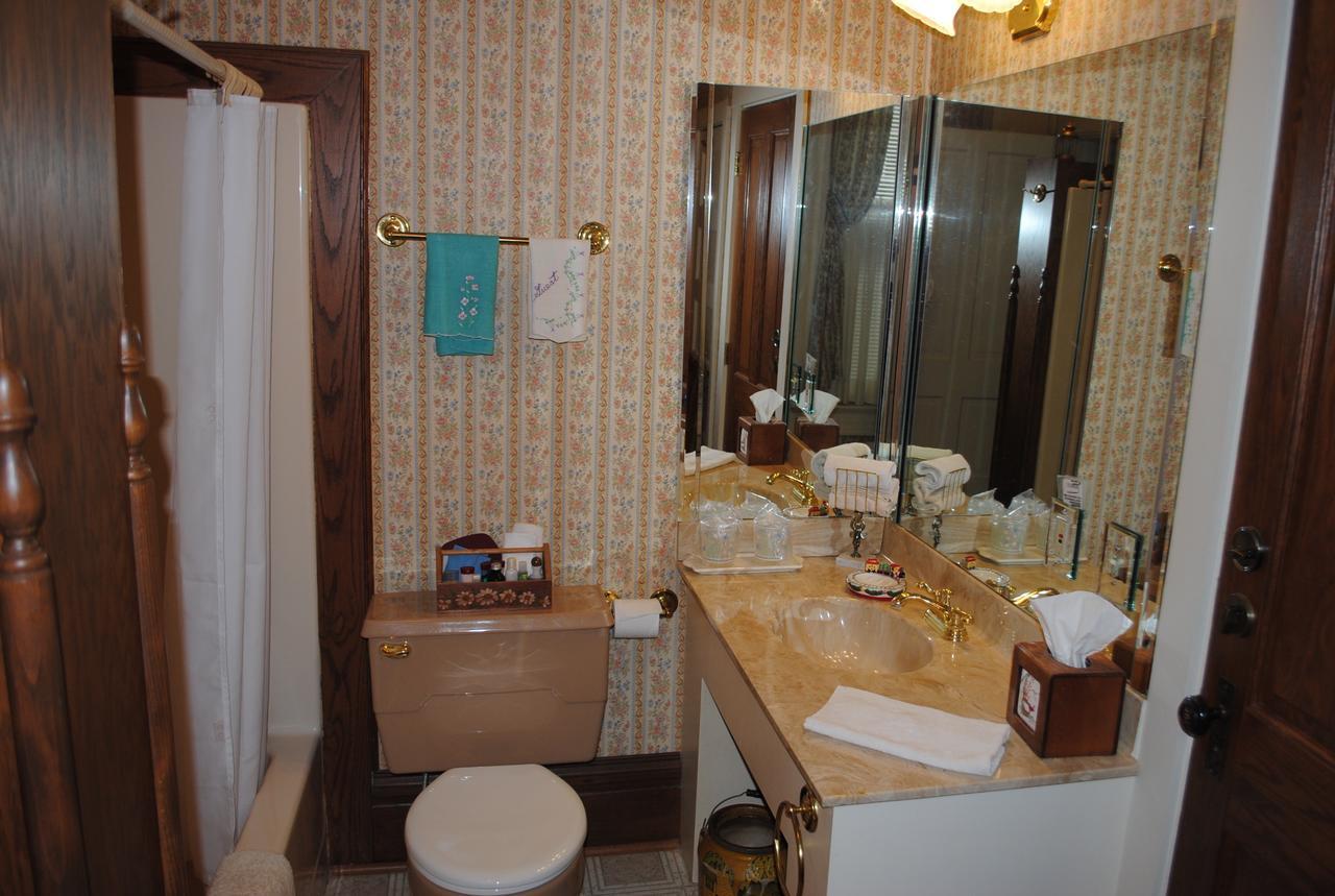 هندرسون L&N Bed And Breakfast Ltd المظهر الخارجي الصورة